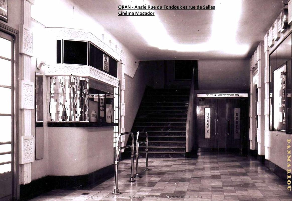 Oran - Mogador Cinema - Hall.JPG